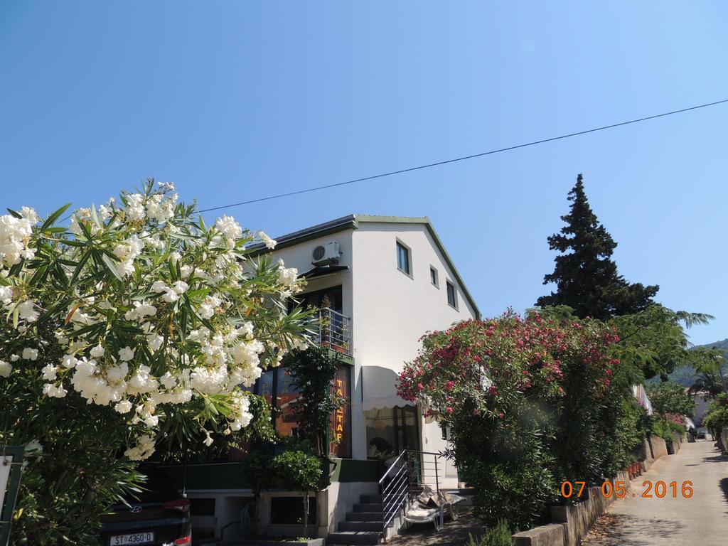 Apartments Suljic - Cash Only Property Stari Grad  Eksteriør bilde