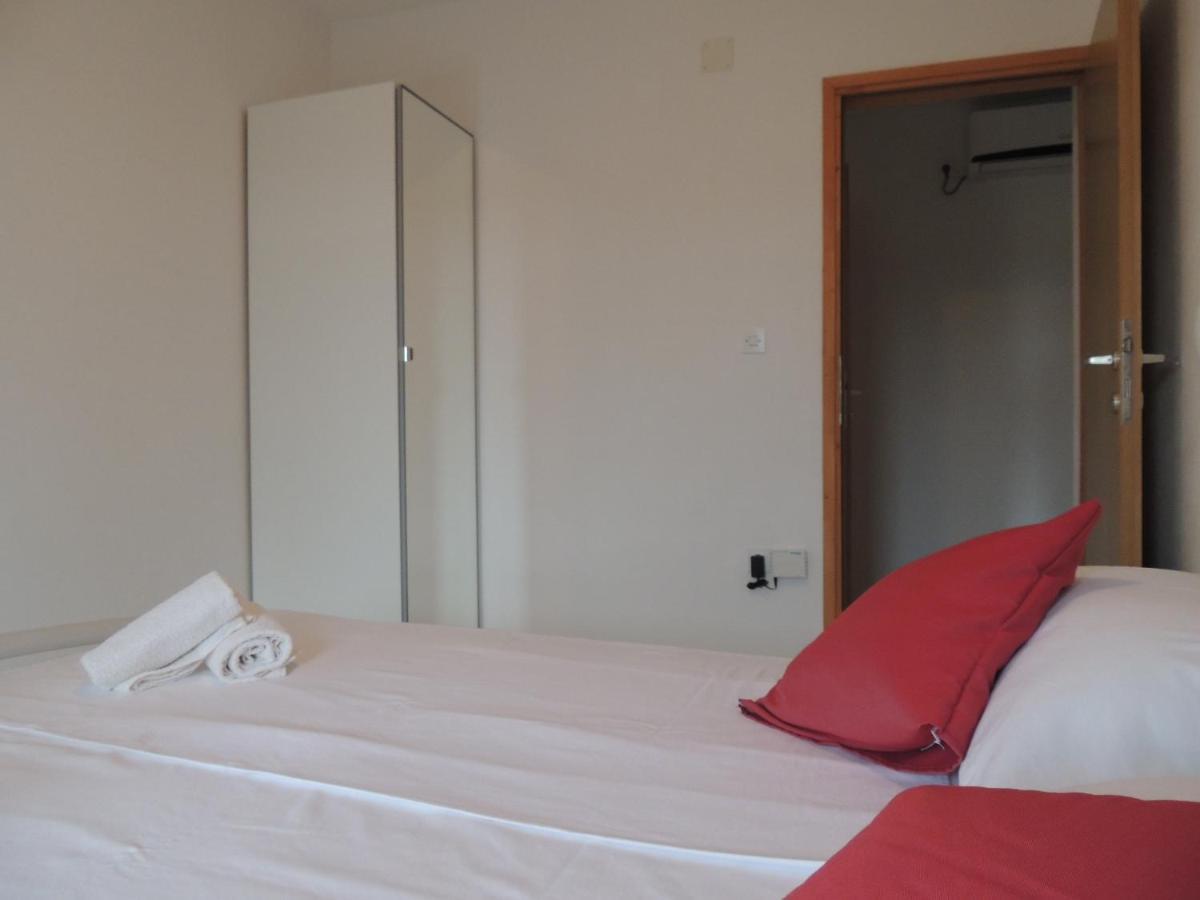 Apartments Suljic - Cash Only Property Stari Grad  Eksteriør bilde