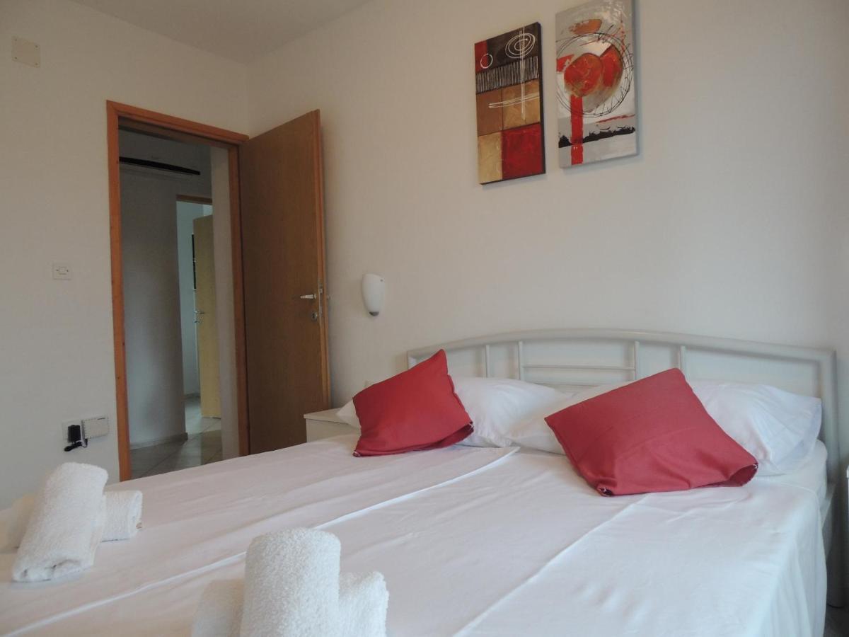 Apartments Suljic - Cash Only Property Stari Grad  Eksteriør bilde
