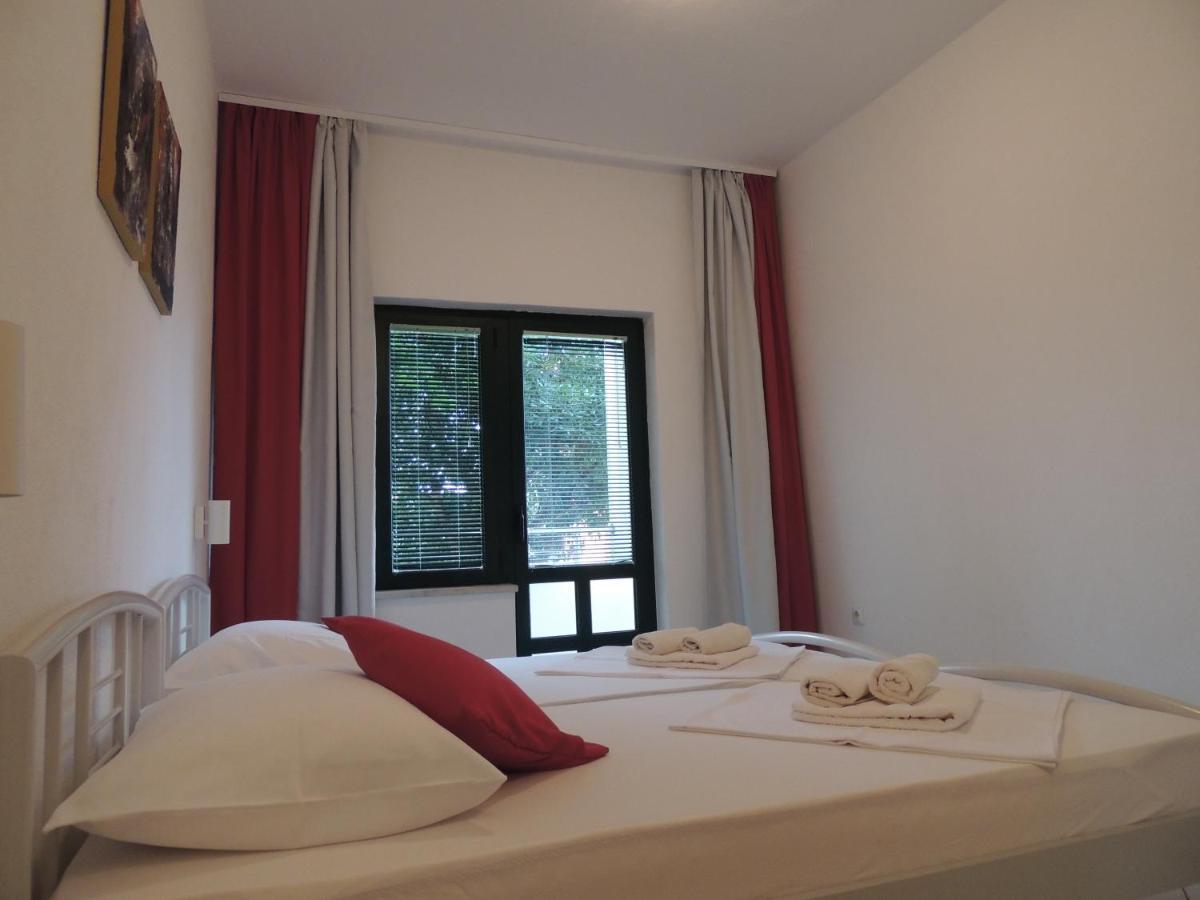 Apartments Suljic - Cash Only Property Stari Grad  Eksteriør bilde
